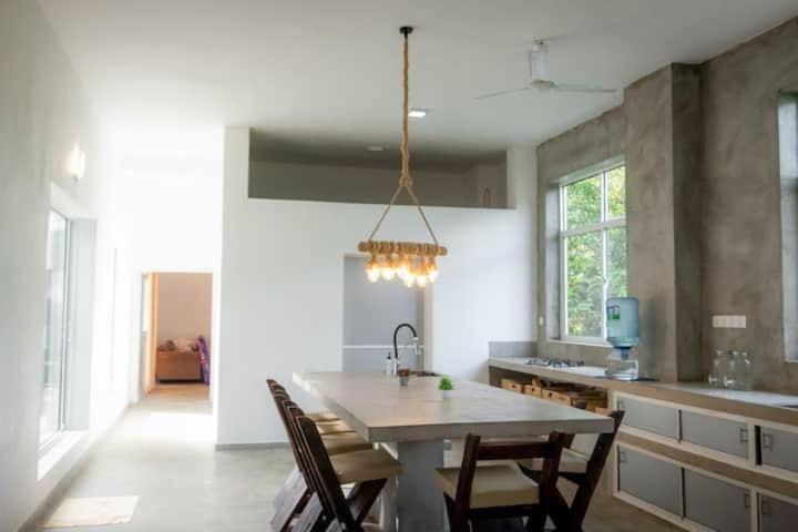 Villa 38 Padukka Buitenkant foto